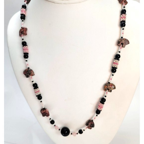Bear Agate Stone Necklace with Glass Beads in Red, Black and Pink Jewelry DH802 - Picture 1 of 7
